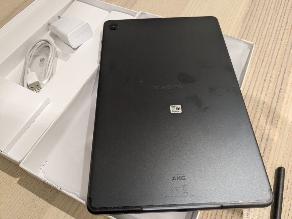 Tablet Samsung S6 Lite (2024) com S-Pen e Capa Teclado