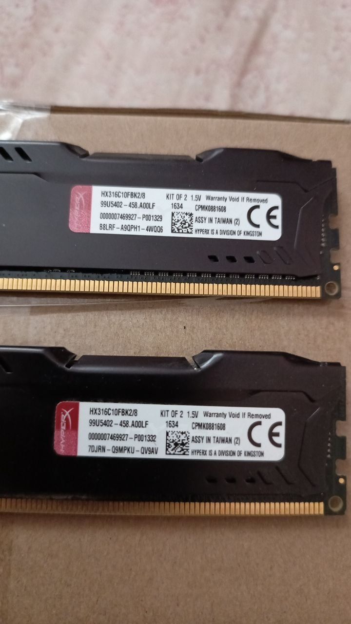 Оперативна пам'ять HyperX 8 ГБ ddr3