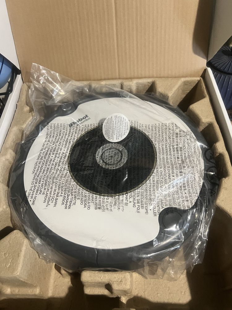 Робот-пилосос iRobot Roomba 605