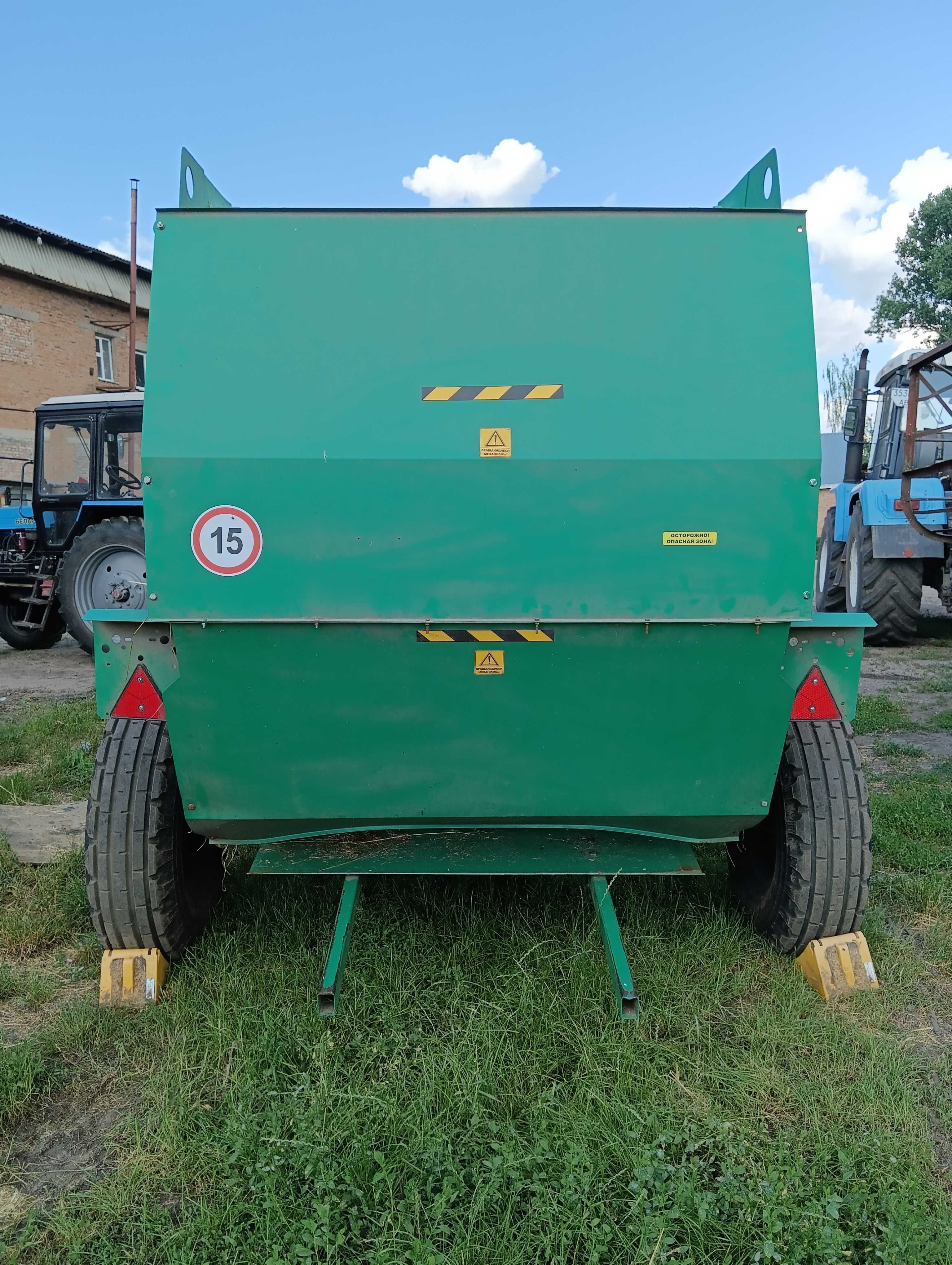 Прес-підбирач рулонний ПР-Ф-145