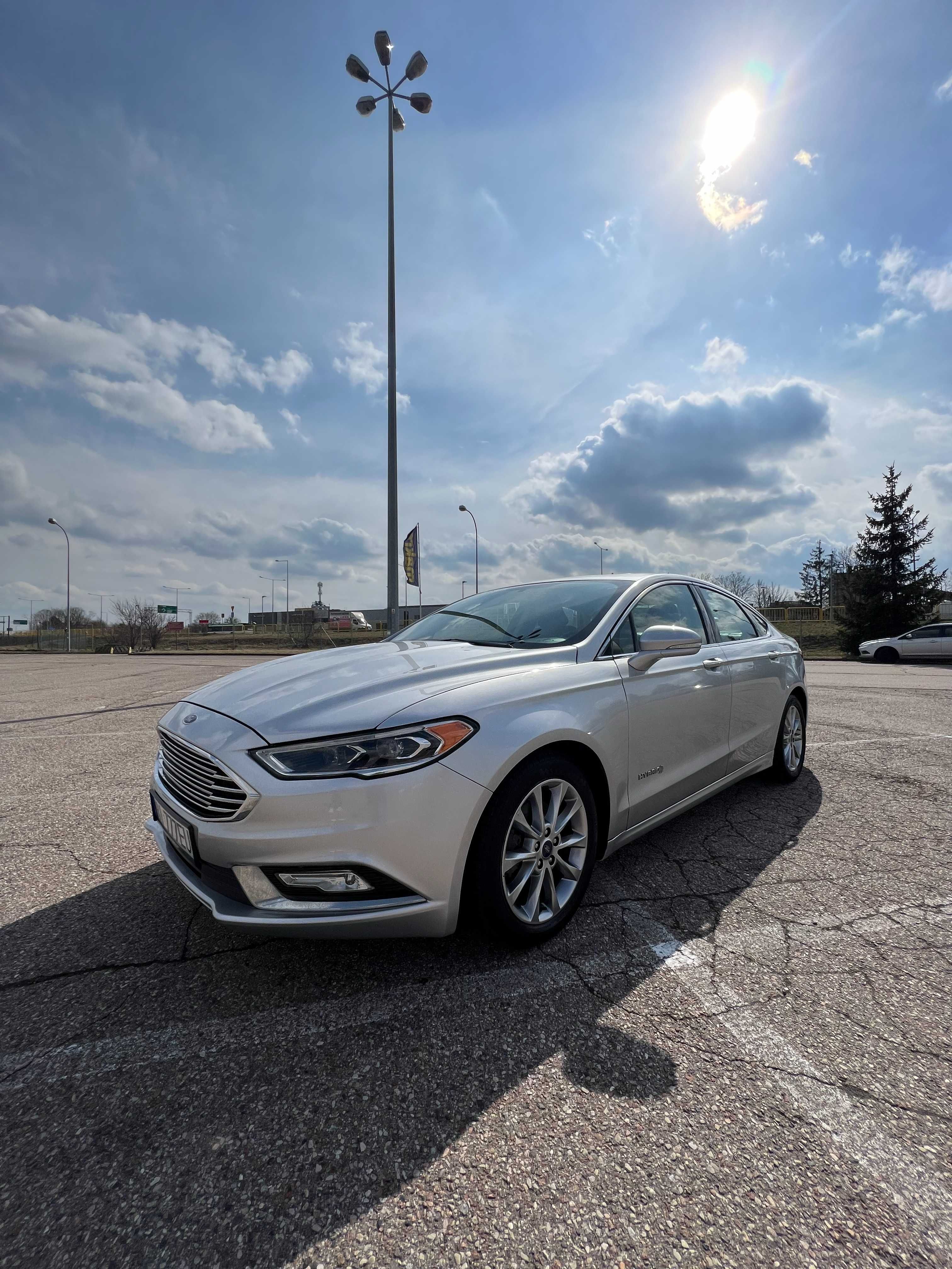 Ford Fusion 2.0 Hybrid TITANIUM FULL LED