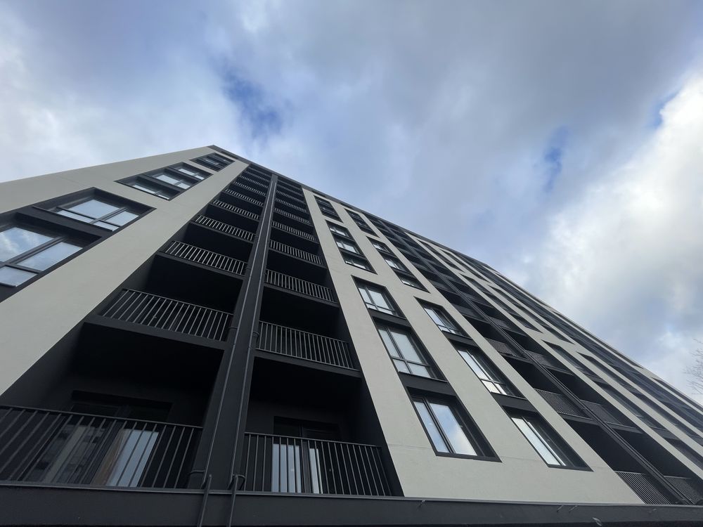 Продаж зданої 1-к. квартири 48 м2. Центр, Озеро