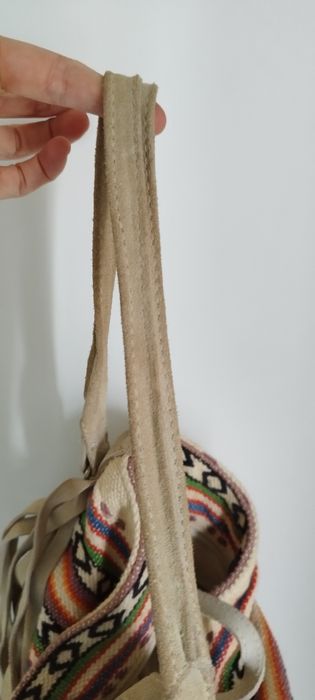 Mala estilo boho da Bershka