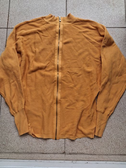 Sweter żółty roz.S