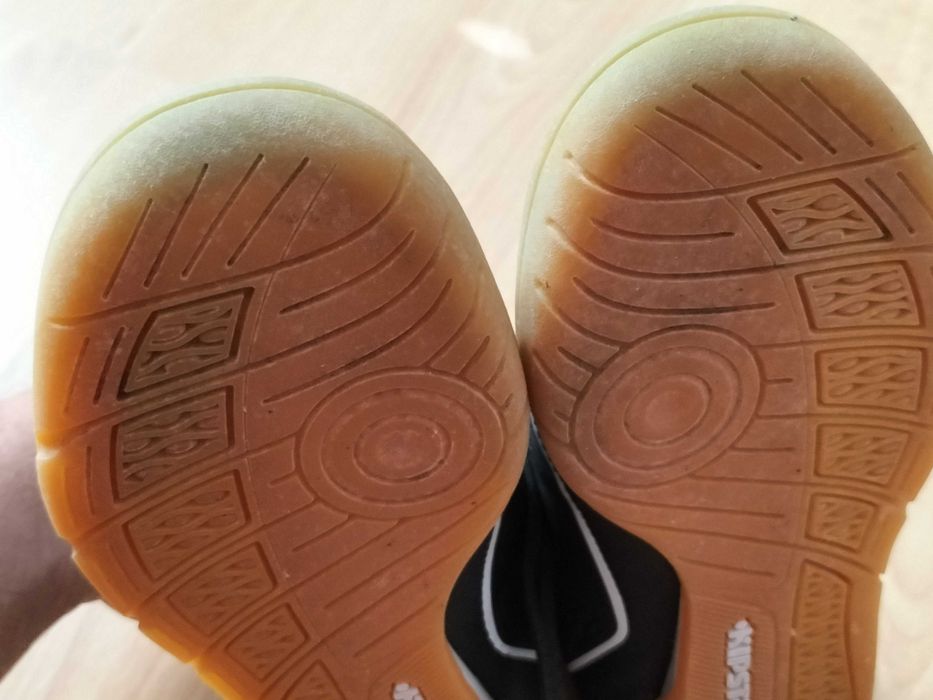 Tenis de futsal Kipsta