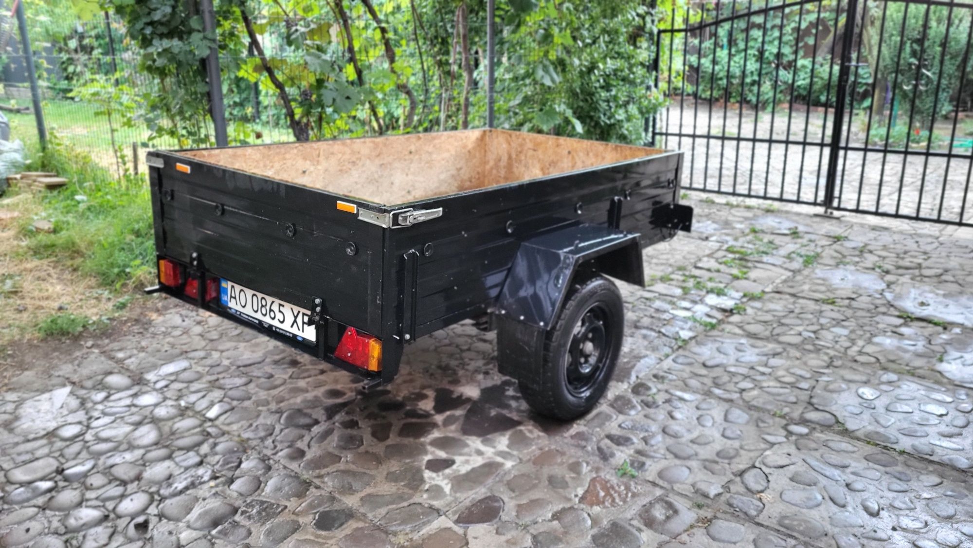 Причеп АМС 500 Старконь