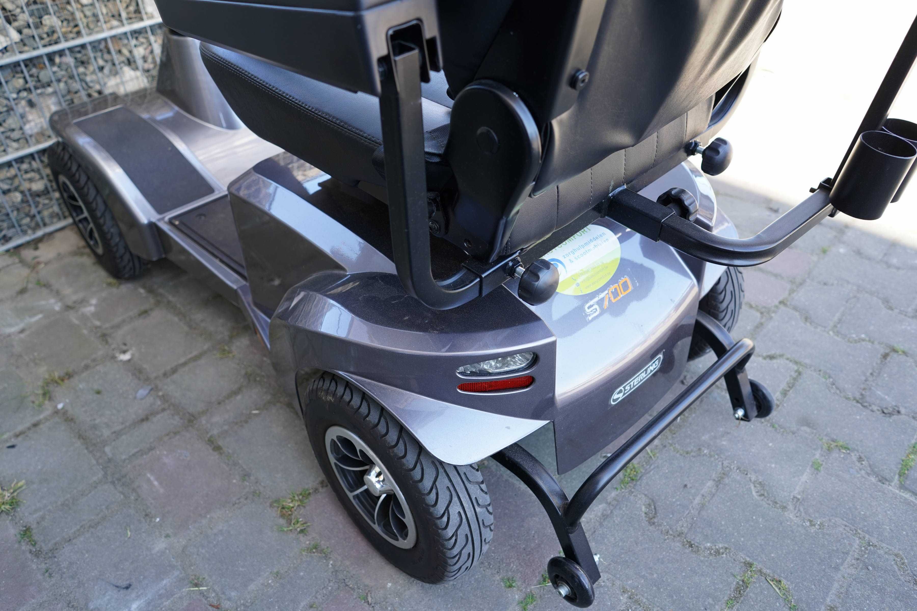Skuter inwalidzki elektryczny sterling s700 wózek pojazd srebro