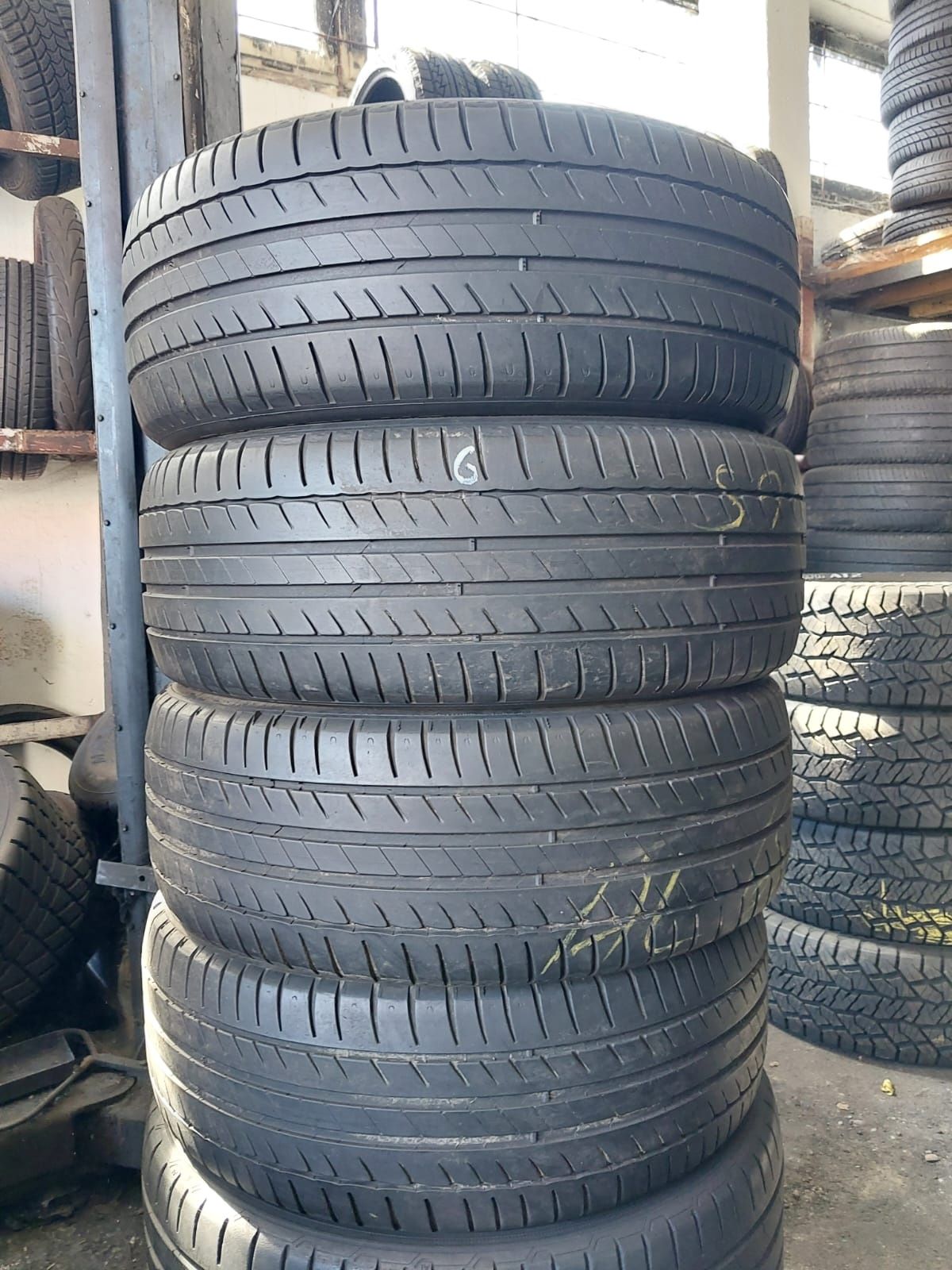 Opony używane 215/50/17 michelin 4x6 mm