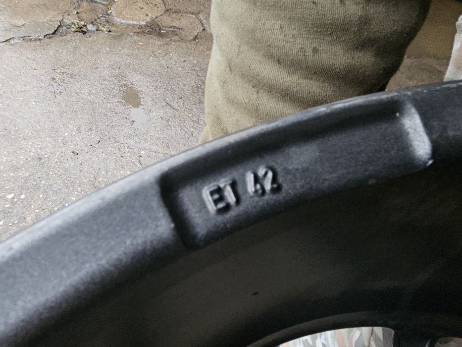 Felgi Aluminiowe Volvo R18 5x108 ET42-8J