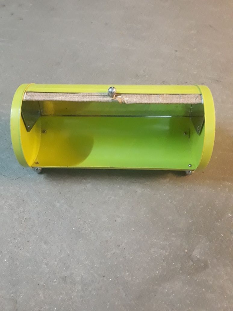 Caixa para guardar pão
