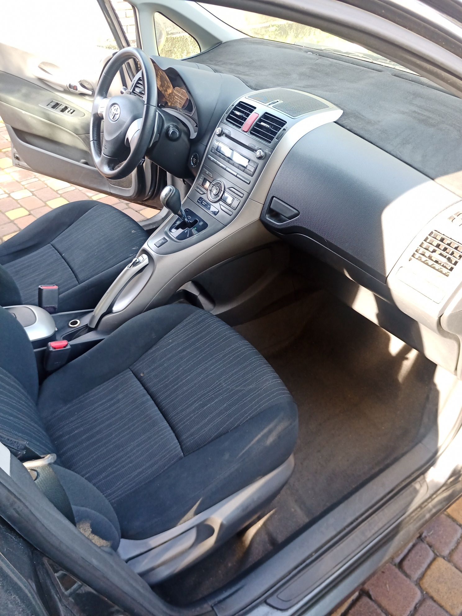 Toyota Auris 2008 робот, новий актуатор