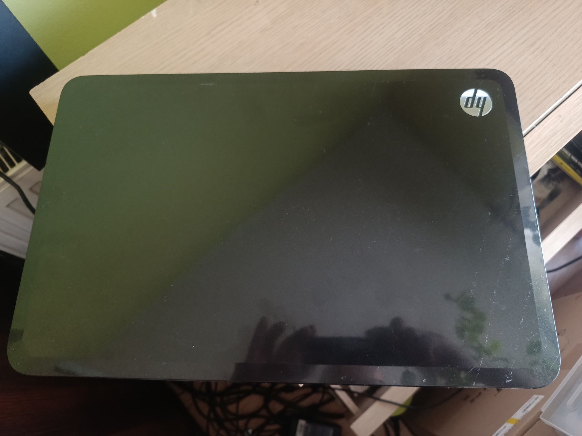 HP Pavilion g7-2105sw 17,3" A6-4400M  8 GB RAM  128 SSD