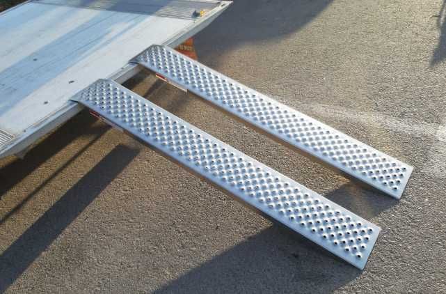 Заїзна рампа, пандус для мотоцикла