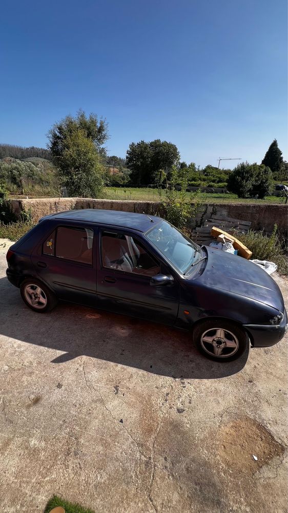 Ford fiesta 1998.