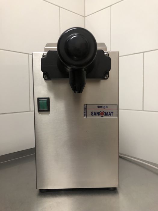 Sanomat, maszyna do bitej śmietany, śmietaniara