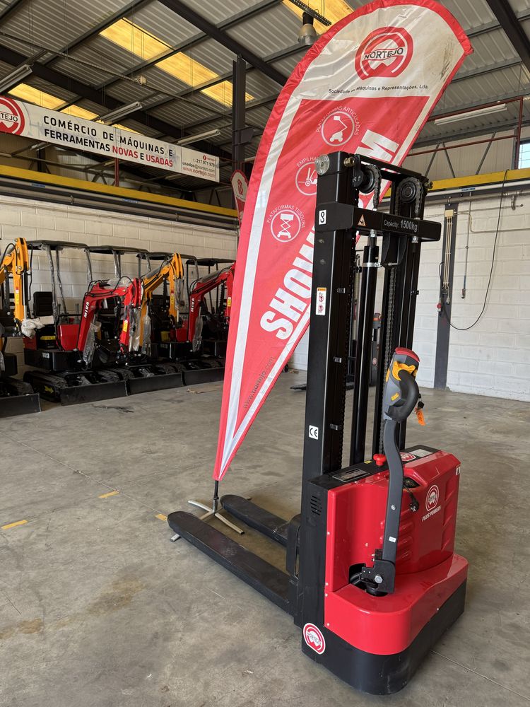 Stacker Plus Power 1500kg 3mt (Novo)