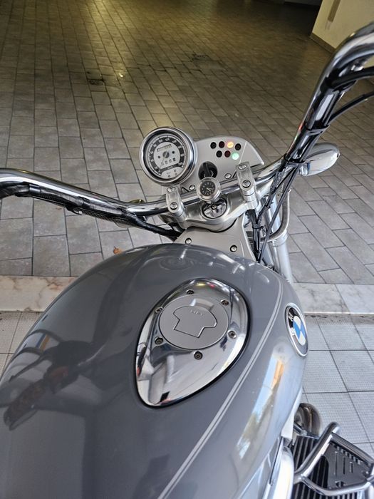 BMW R1200C de 2001 excelente estado , mota icónica  mota icónica