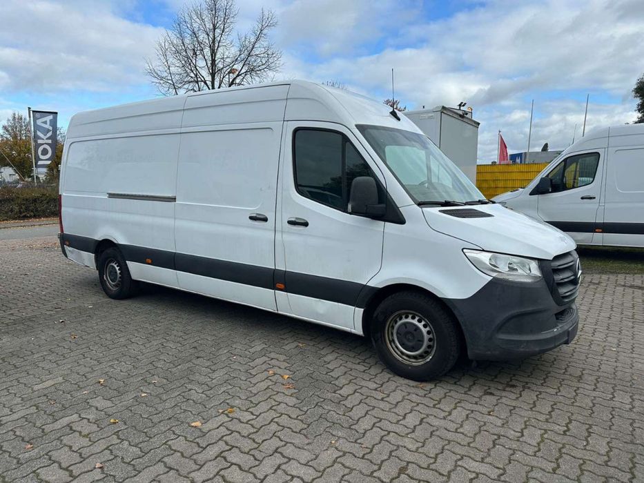 Mersedes-benz sprinter 319