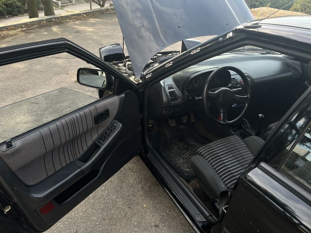 Продам Mazda 323f 1991