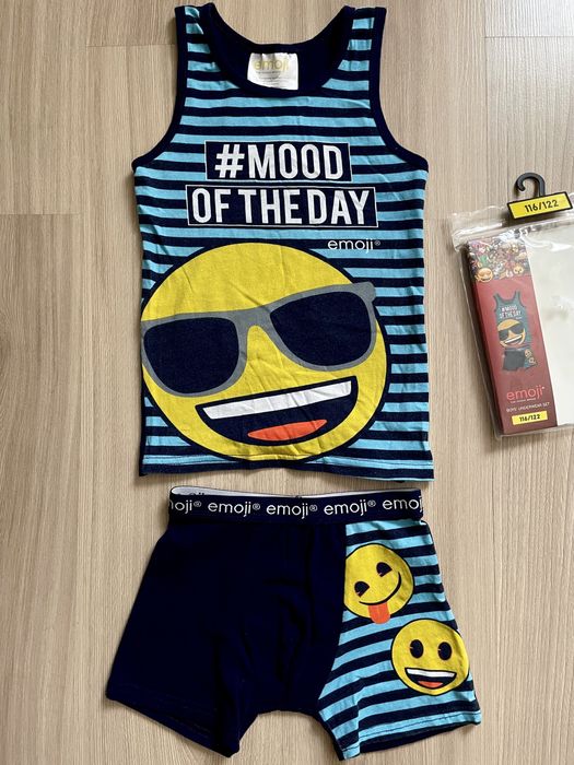Komplet bielizny Emoji bokserki podkoszulka r. 116/122