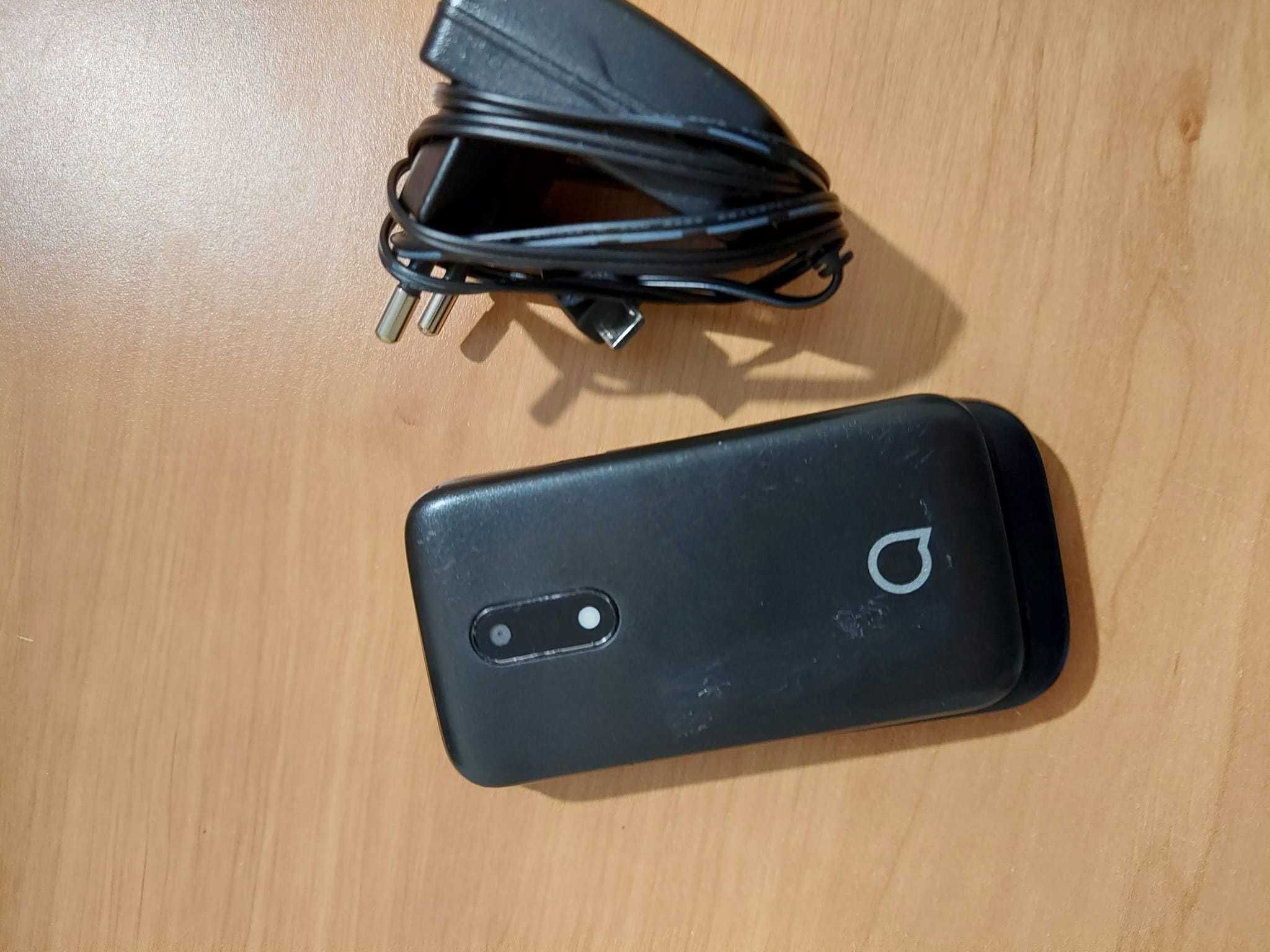 Telemóvel Alcatel 2057D