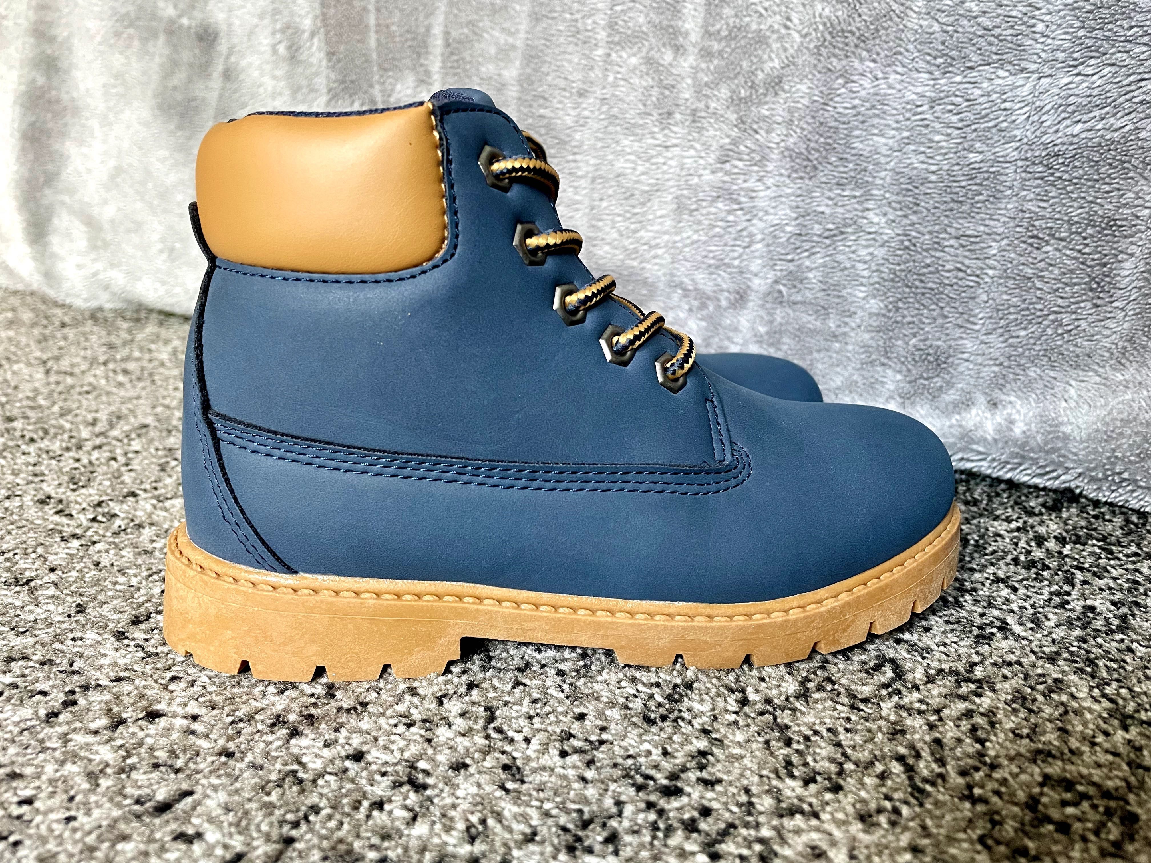 Botas Menino 31 NOVO