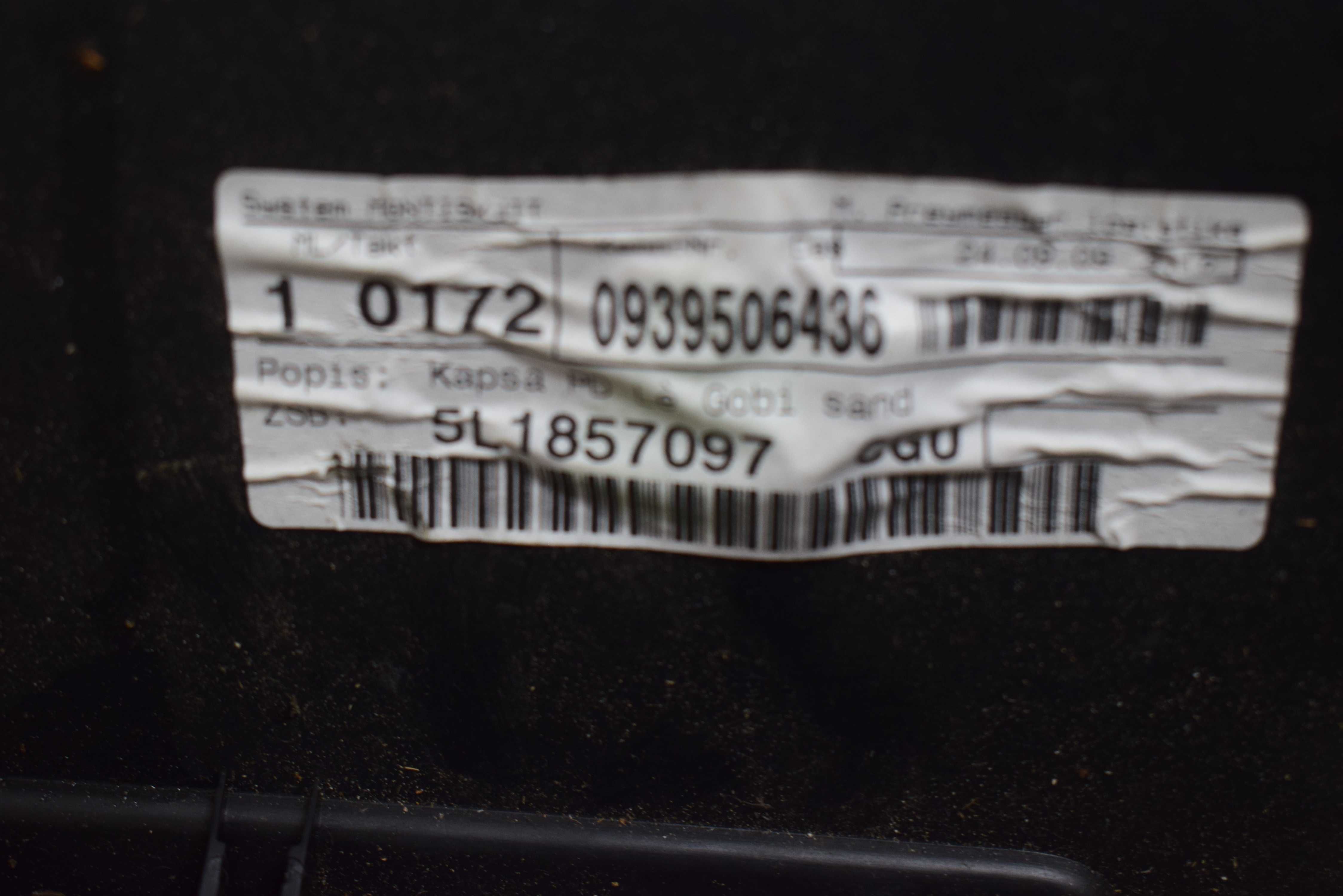 Skoda Yeti 5L Schowek pasażera 5L1.857097