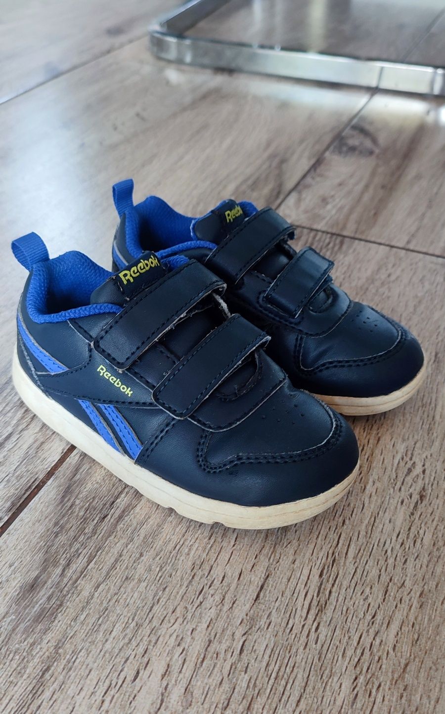 Buty chłopięce Reebok r. 24