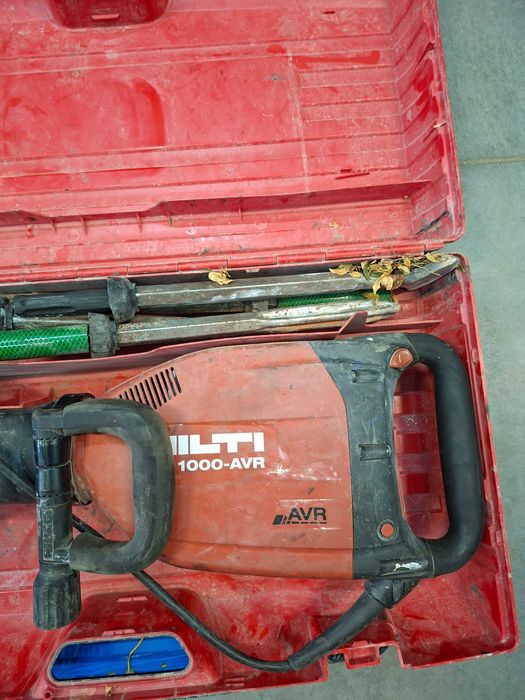 Młot wyburzeniowy Hilti TE 1000 AVR, z walizką, sprawny, stan dobry
