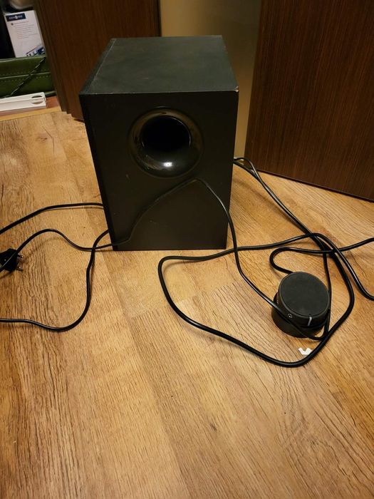 Сабвуфер в отличном состоянии