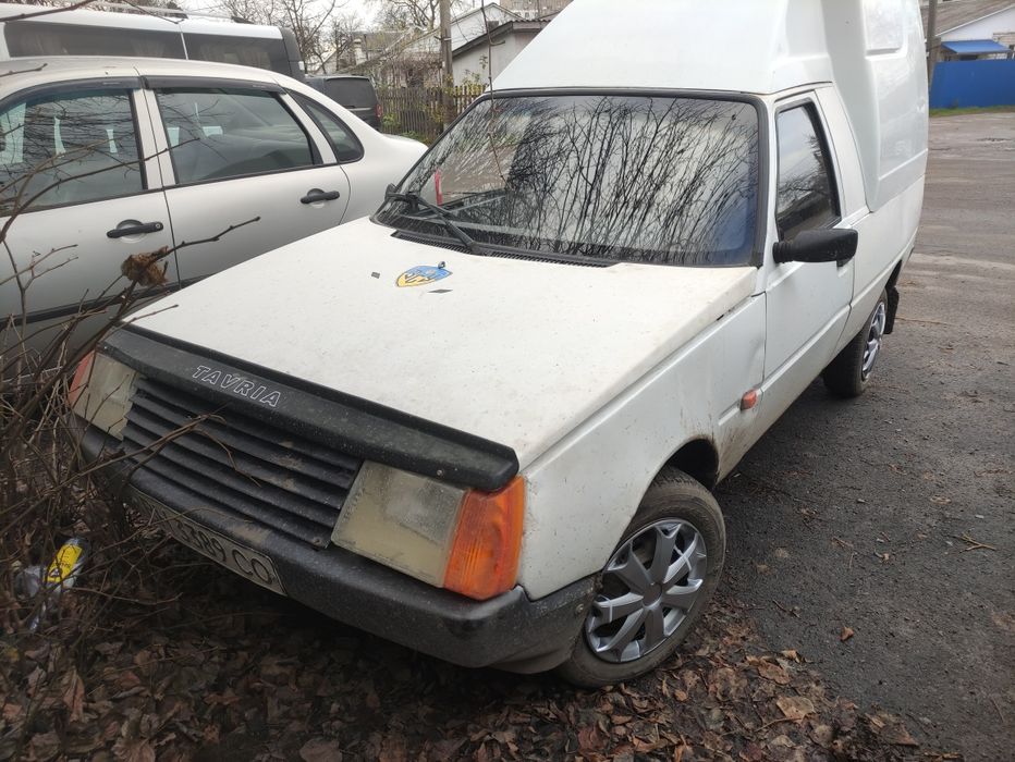 Заз Таврія пікап