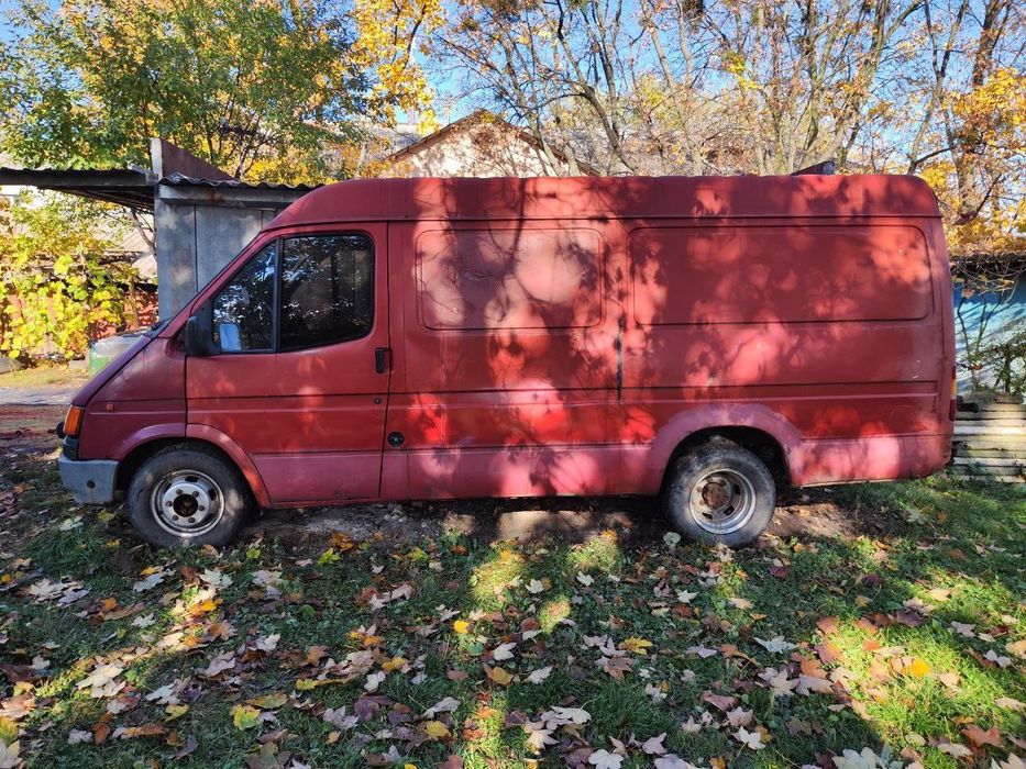Ford Transit спарка двухтонник грузовой 1989 год 2,0 бензин карбюратор