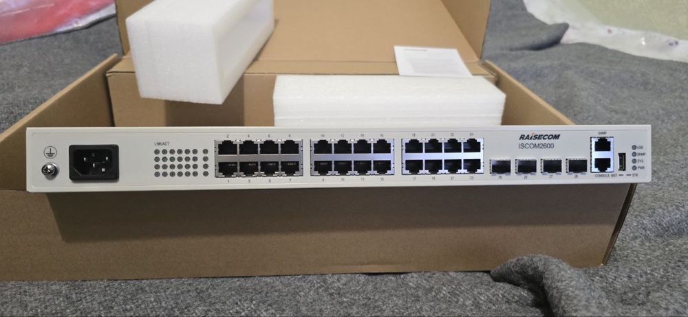 Коммутатор Raisecom ISCOM2600