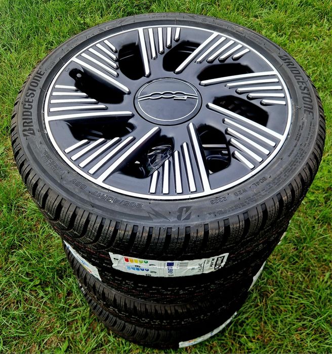 Nowe koła zimowe felgi opony zima Fiat 500E oryg 17"