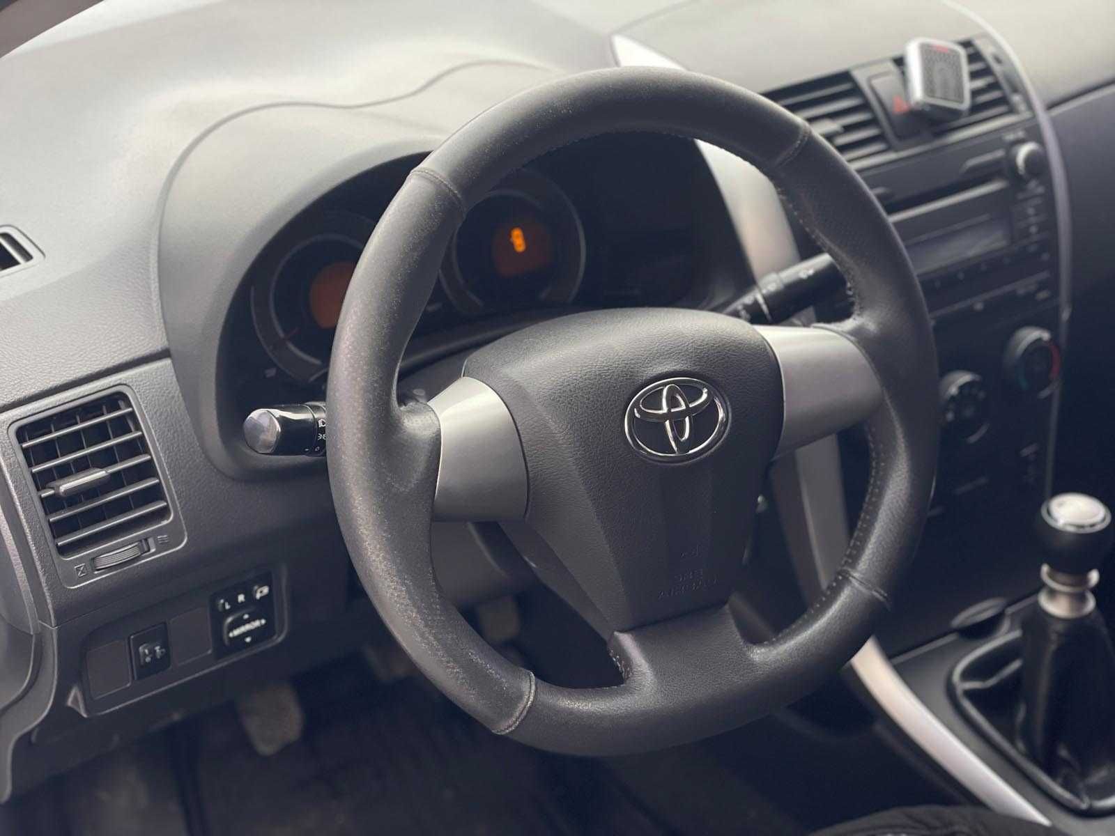 Продам Toyota Corolla 2011р. #40678