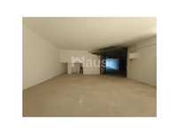 Garagem inserida em cave