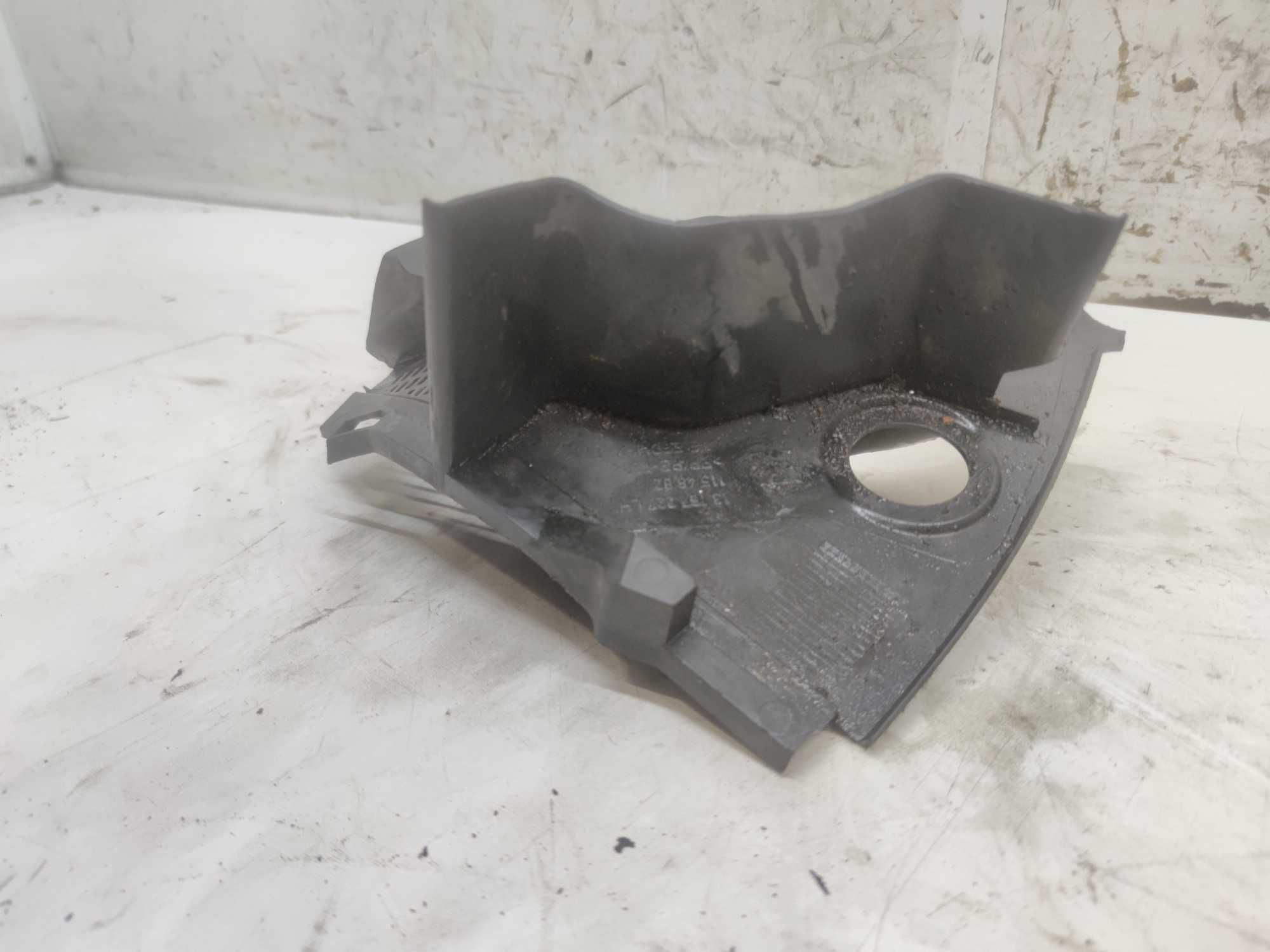 Opel Zafira B Podszybie Lewe