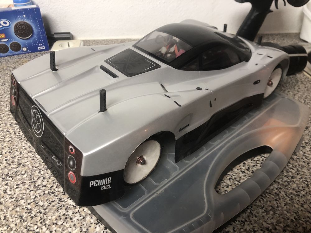 2 Carros rc 1/10 de Competição