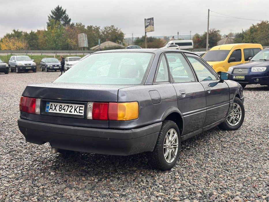 AUDI 80 1989 рік 1.8 бензин