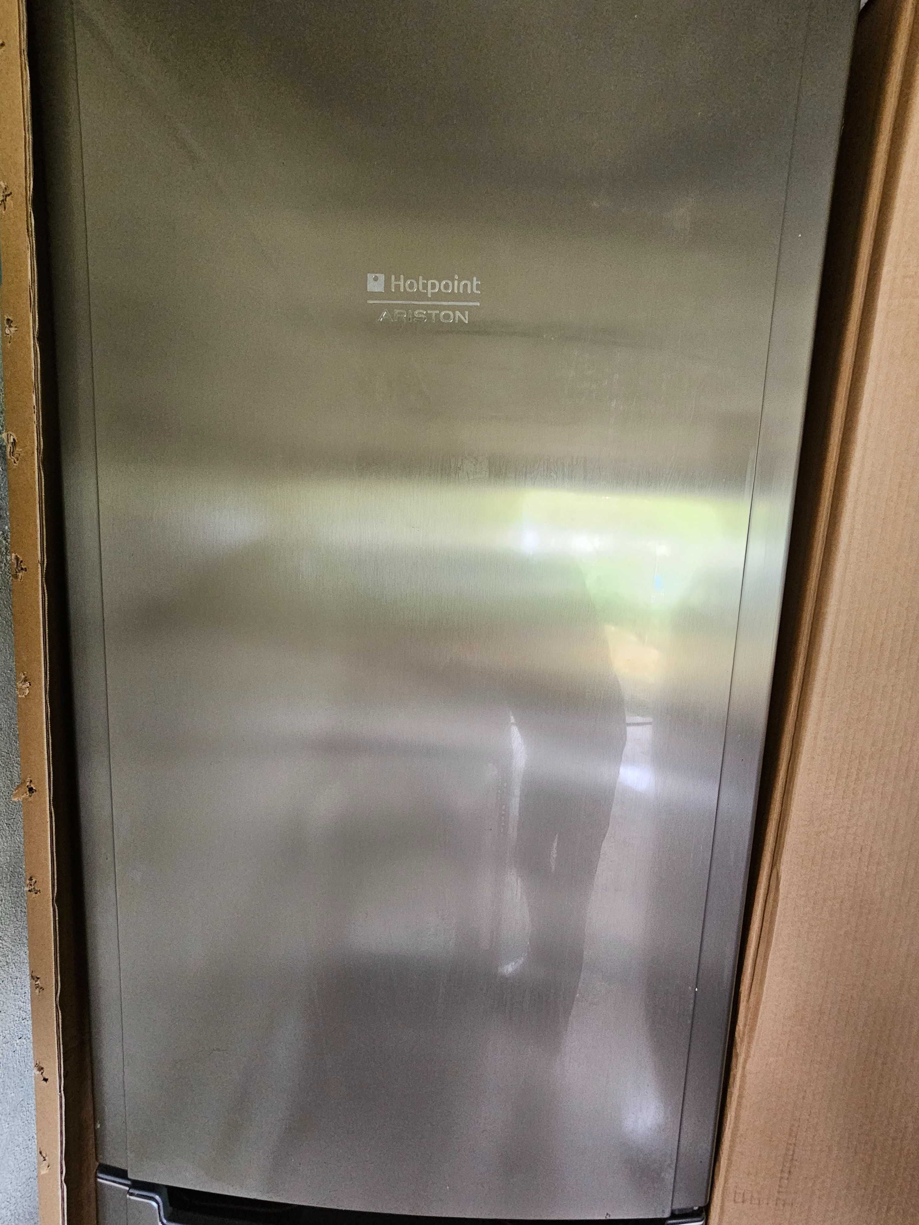 Frigorifico hotpoint ariston EBM 18220f