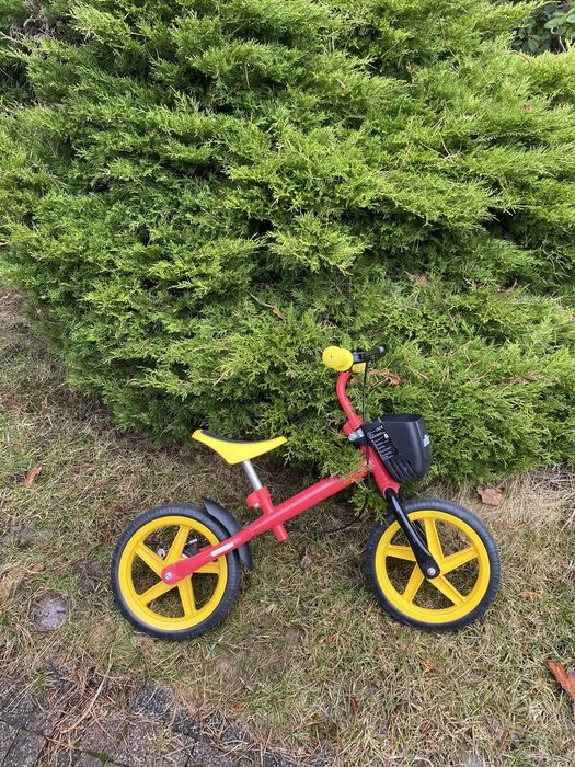 Rower biegówka czerwony