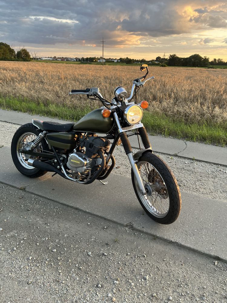 Honda Rebel 125 bobber