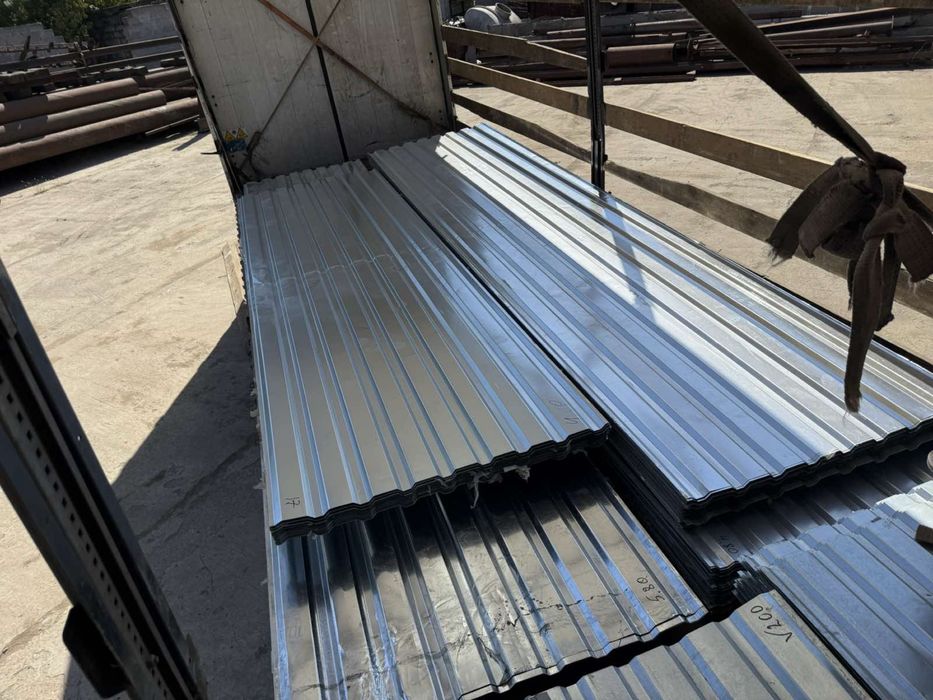 Профнастил оцинкований некондиція б/у 0,4-0,5 мм