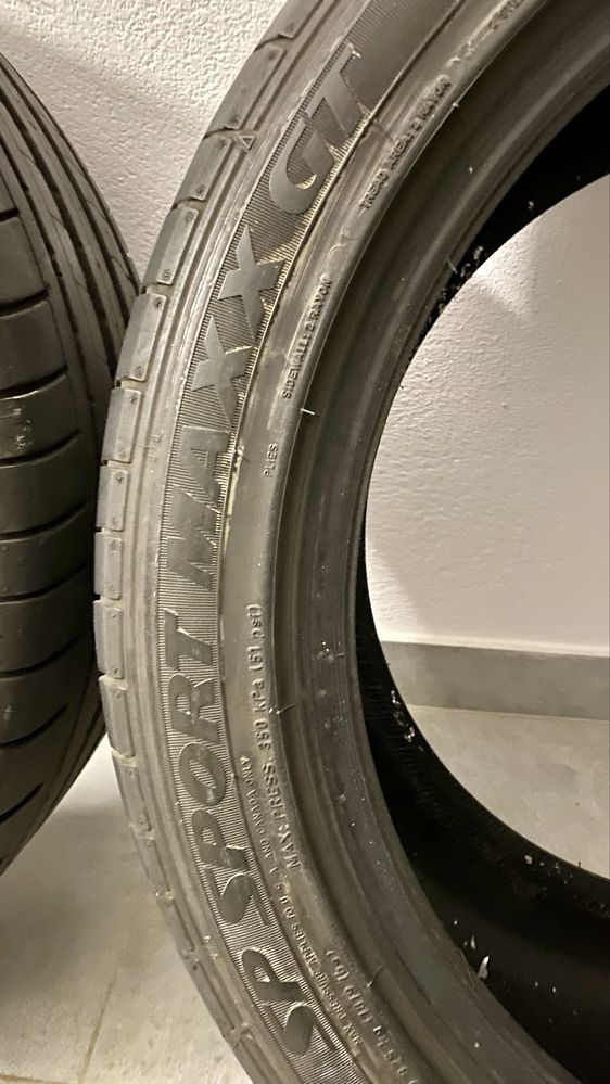 Opony letnie 5 mm Dunlop 2 x 245/45/19 z 2020r.