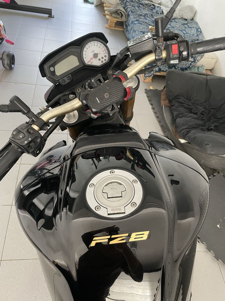 Yamaha FZ8 N 2012
