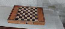Jogo de tabuleiro de damas artesanal