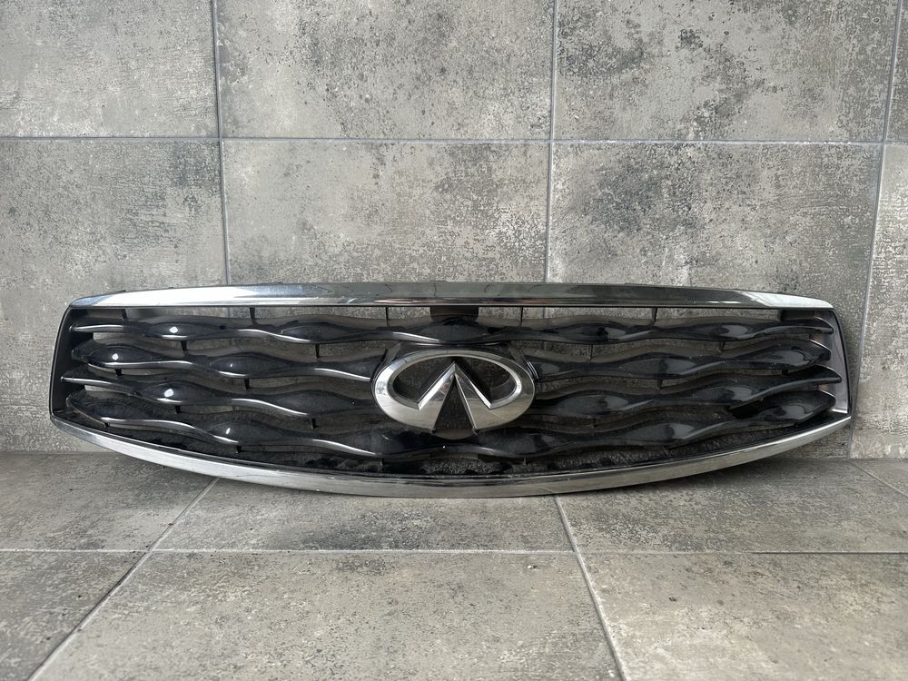 Infiniti решетка радиатора
