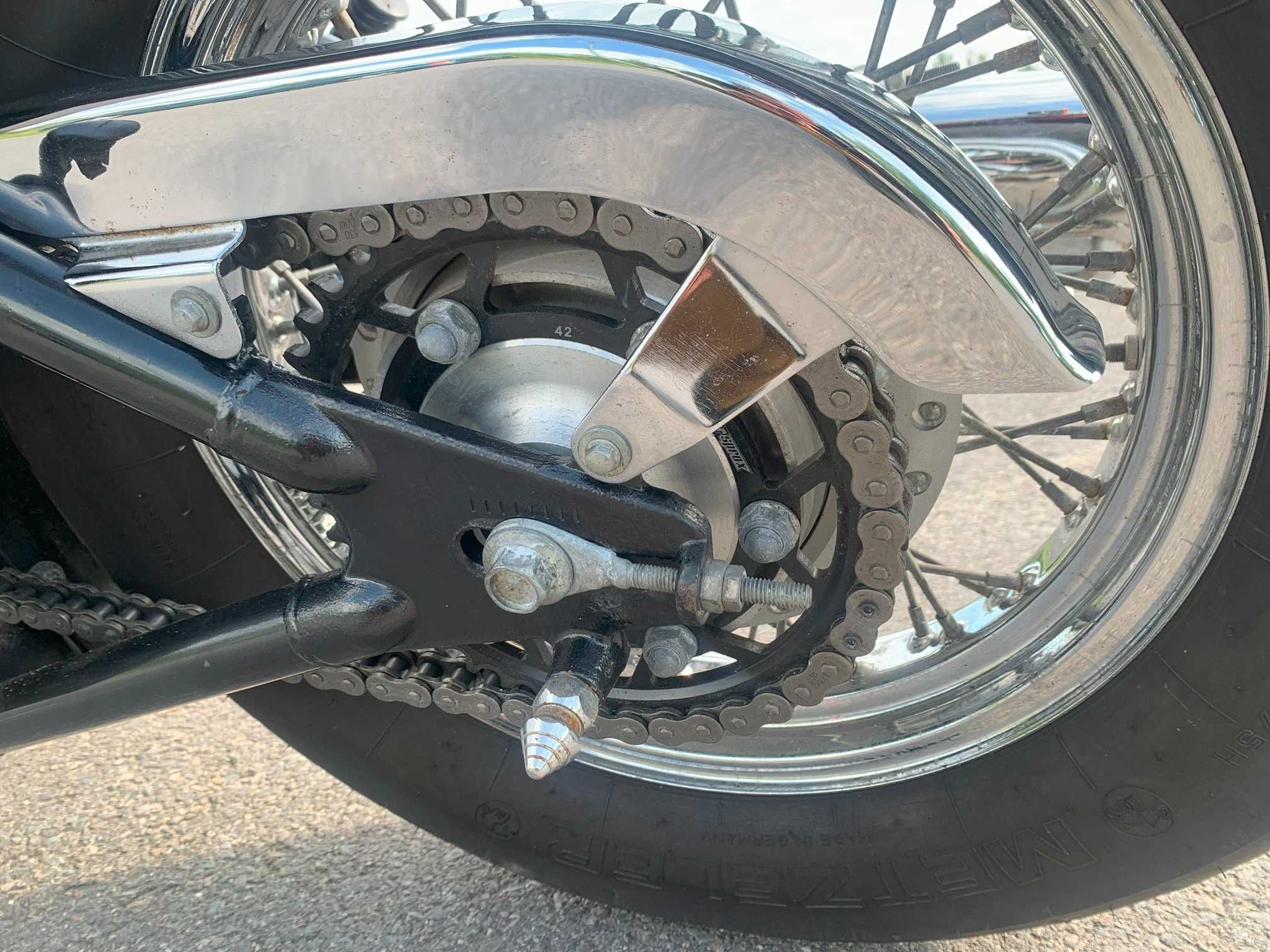 Zadbane Kawasaki VN 800 Vulcan