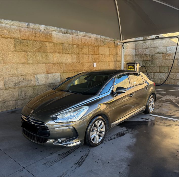 Citroën DS5 1.6 HDi Poucos Km Igual a Novo