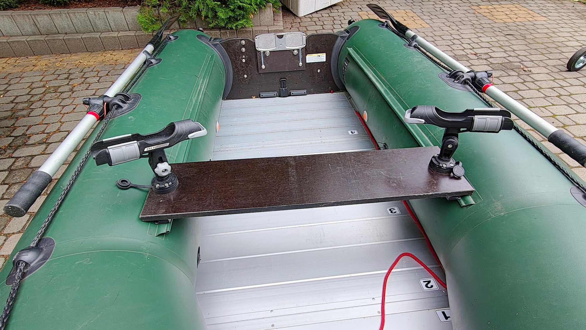 Ponton Kolibri KM 300d z kilem